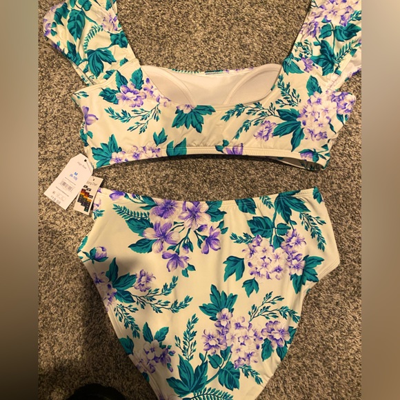 Beautiful pair of mix and match NWT high waisted old the shoulder swim suits - Picture 8 of 10